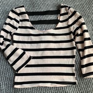 **DONATED** Cute French girl/ballet fitted crop top